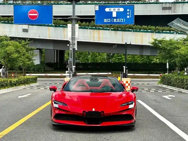 SF90 2021 3.9T V8 Spider