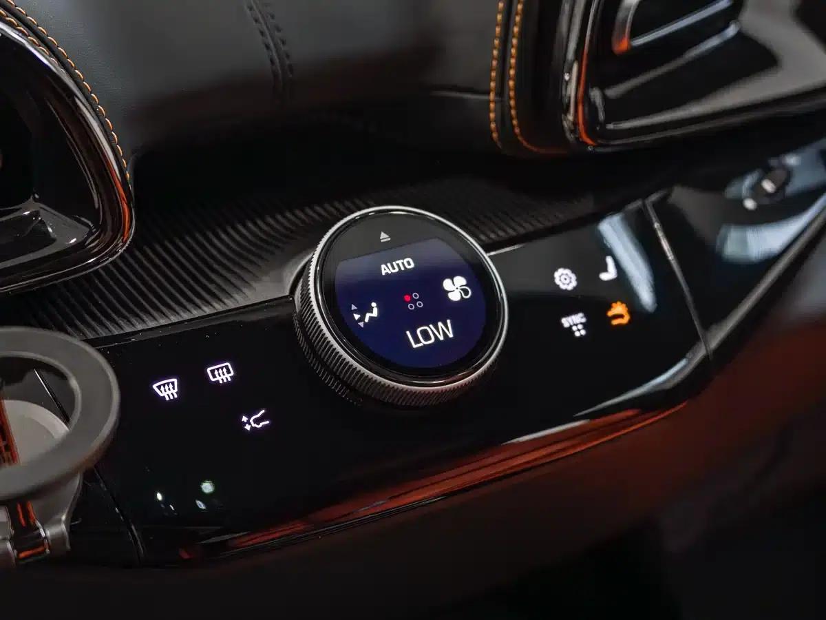 2023 Purosangue 6.5L V12 — миниатюра 11