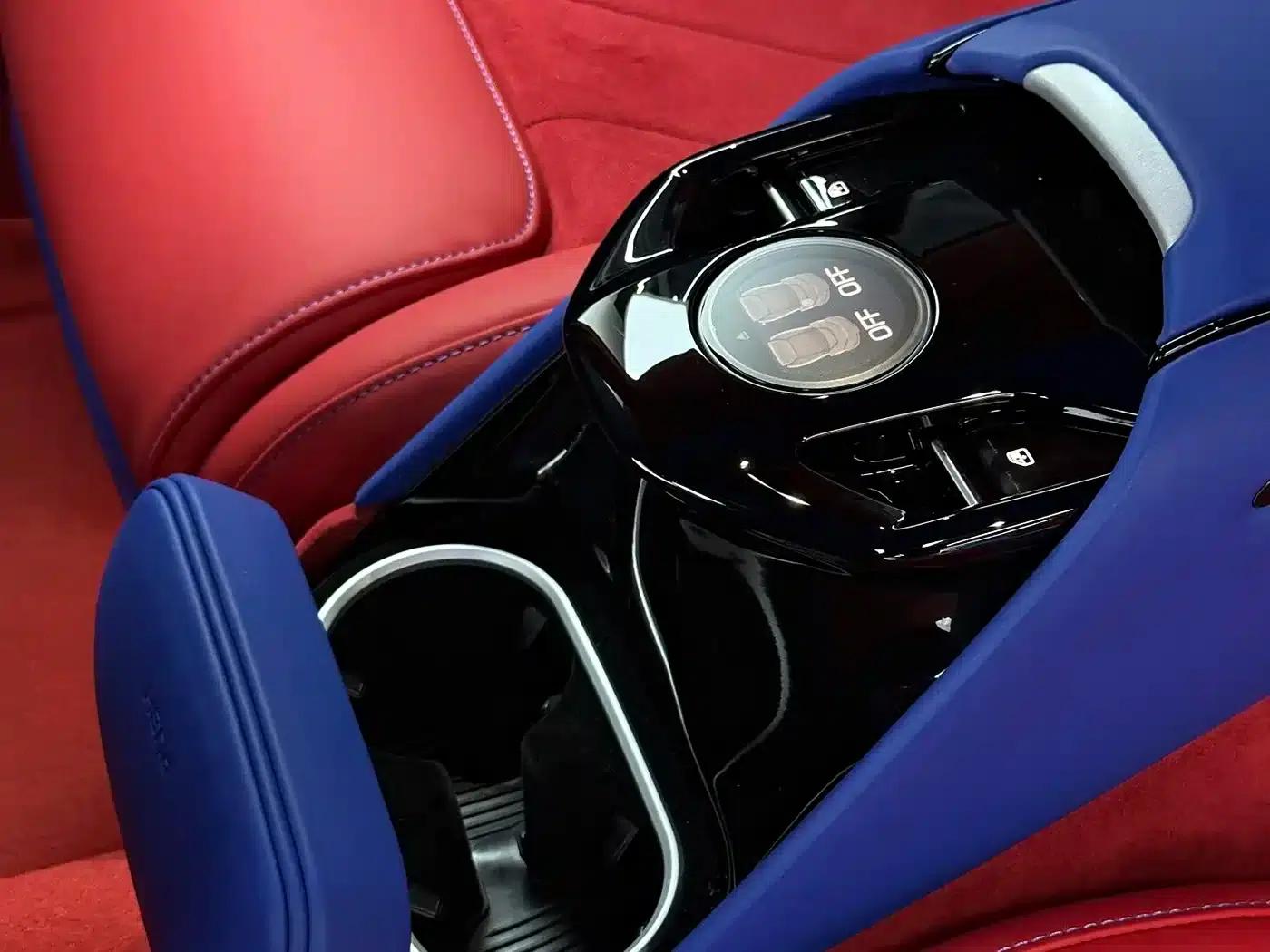 2023 Purosangue 6.5L V12 — миниатюра 30