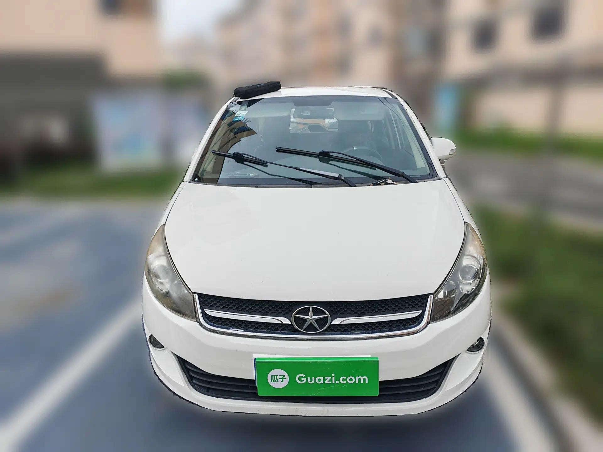 JAC Group Refine M2 2013 1.5L Manual Luxury 5-Seater — миниатюра 2