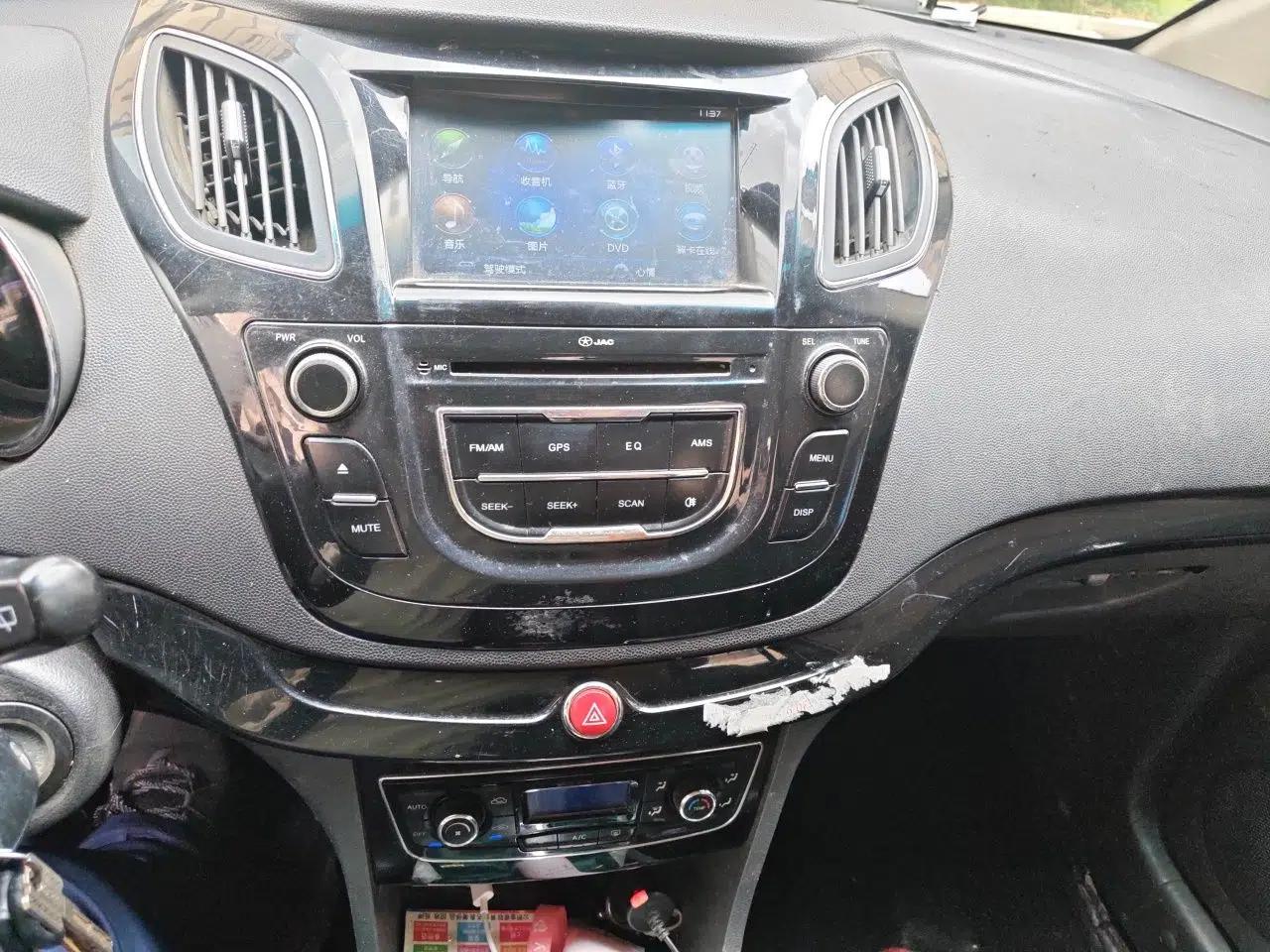JAC Group Refine M2 2013 1.5L Manual Luxury 5-Seater — миниатюра 13