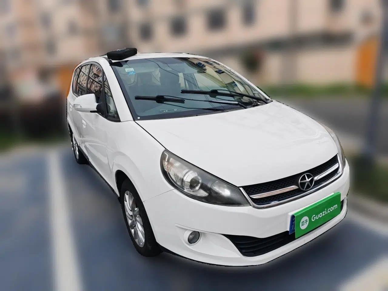 JAC Group Refine M2 2013 1.5L Manual Luxury 5-Seater — миниатюра 3