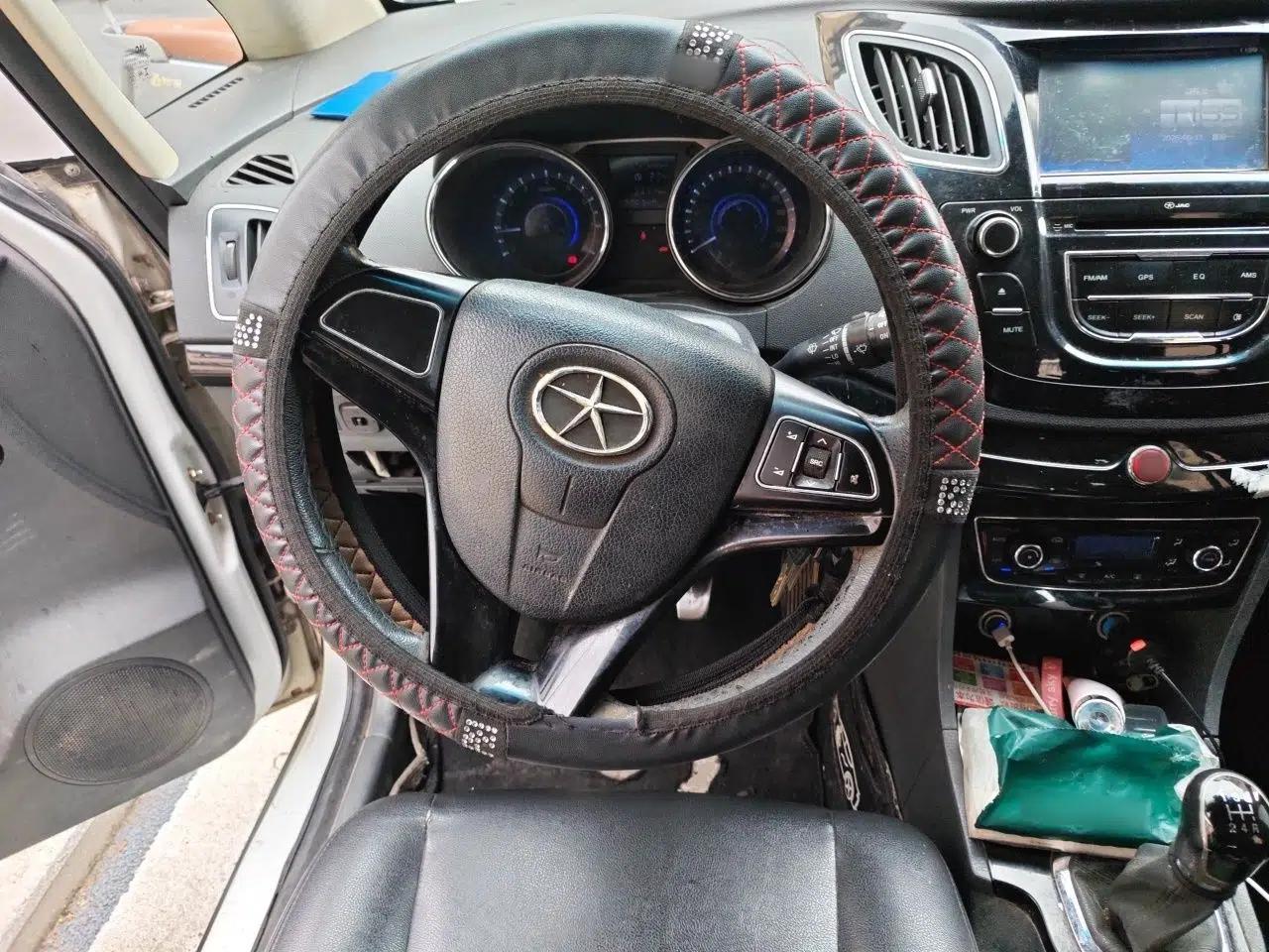 JAC Group Refine M2 2013 1.5L Manual Luxury 5-Seater — миниатюра 10