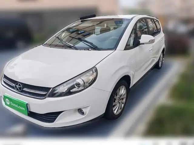 JAC Group Refine M2 2013 1.5L Manual Luxury 5-Seater