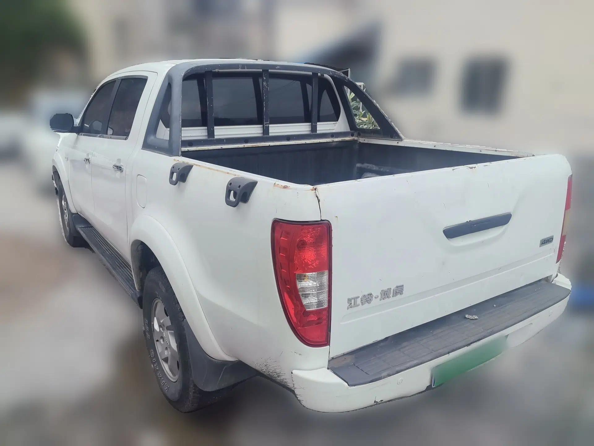 JMC Yuhu 7 2016 2.4L Four-Wheel Drive Luxury Version 4G69 — миниатюра 4