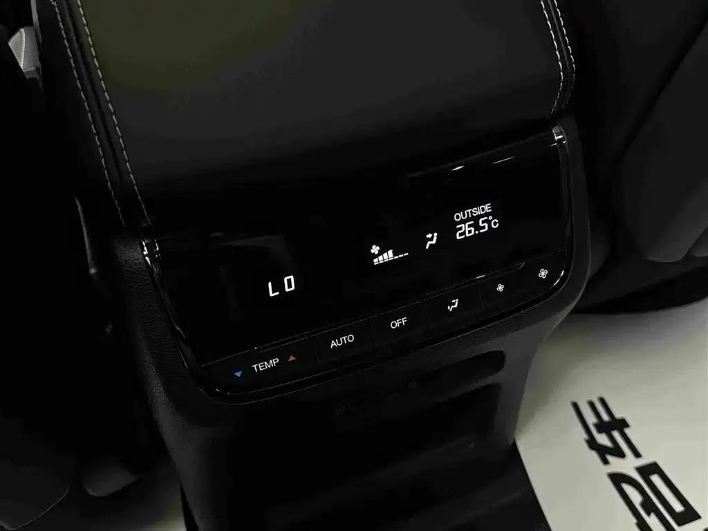 Trumpchi ES9 2024 PHEV 143km New Year Edition — миниатюра 28
