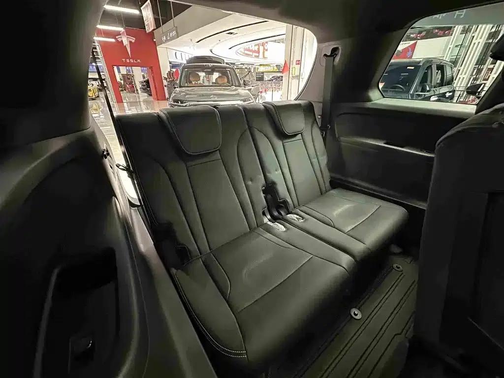 Trumpchi ES9 2024 PHEV 143km New Year Edition — миниатюра 34