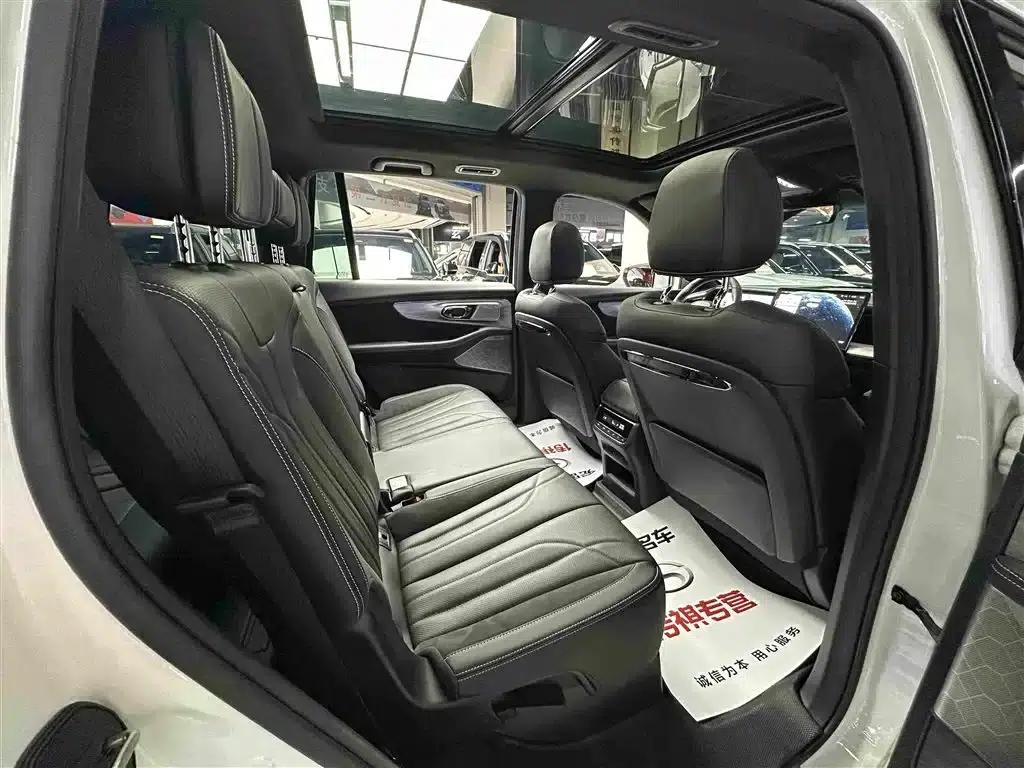 Trumpchi ES9 2024 PHEV 143km New Year Edition — миниатюра 35