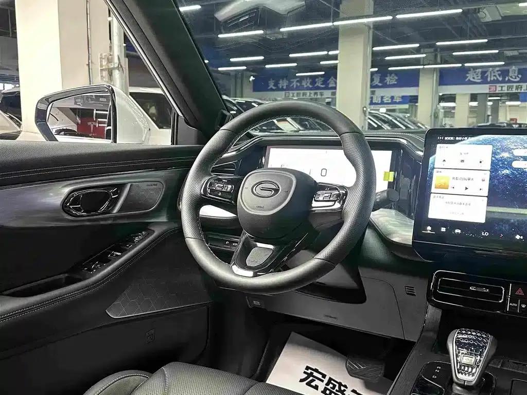 Trumpchi ES9 2024 PHEV 143km New Year Edition — миниатюра 7