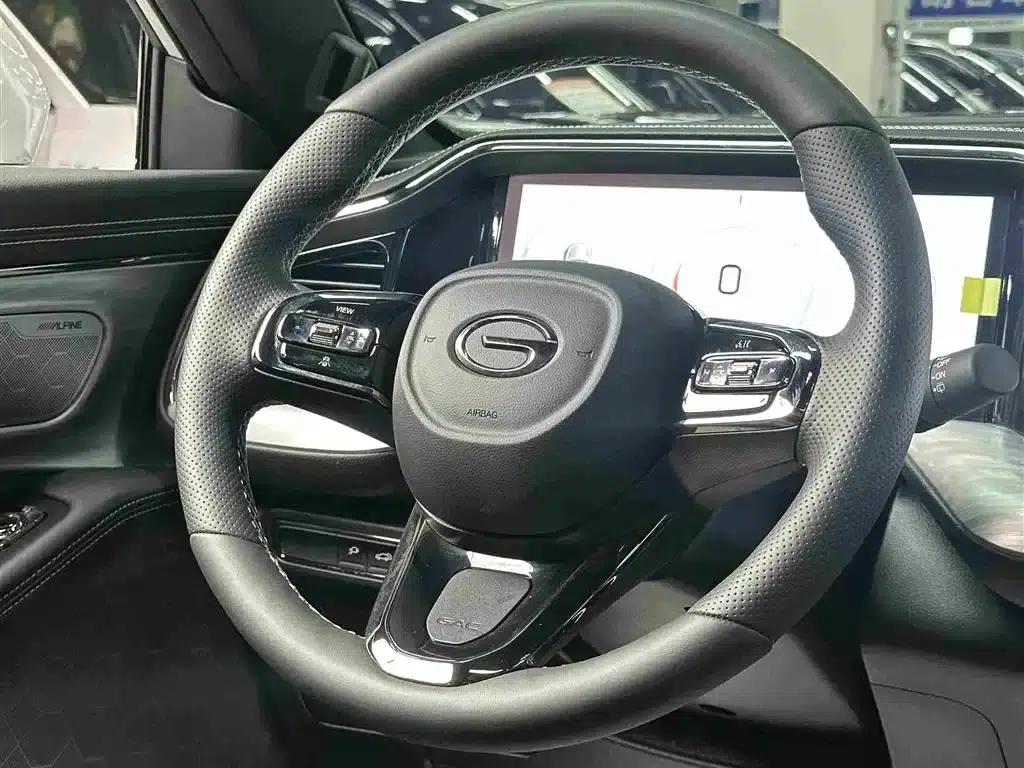 Trumpchi ES9 2024 PHEV 143km New Year Edition — миниатюра 8