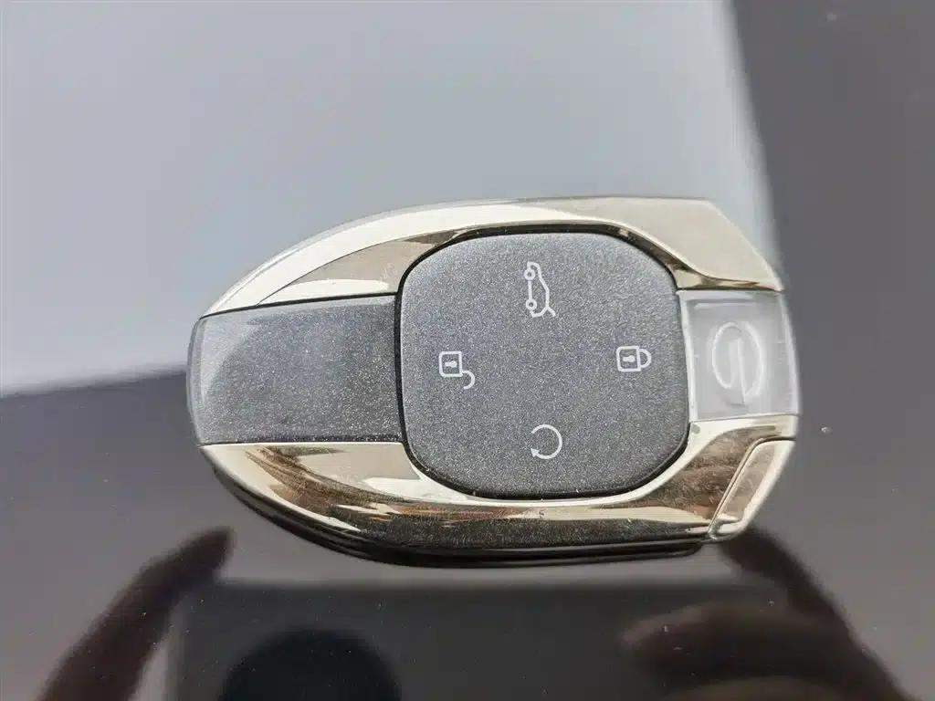 Trumpchi ES9 2024 PHEV 143km Max — миниатюра 19