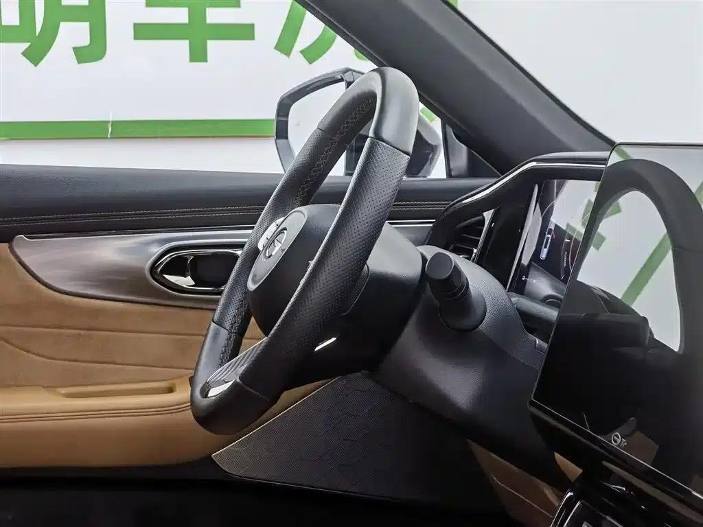 Trumpchi ES9 2024 PHEV 143km Max — миниатюра 22