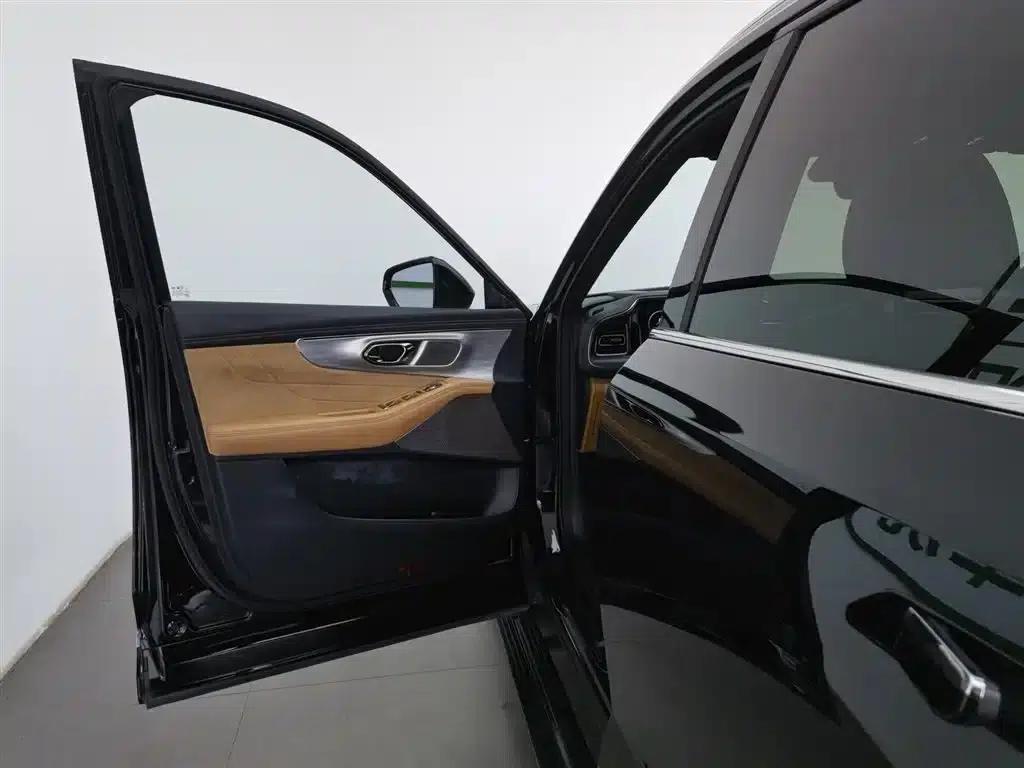 Trumpchi ES9 2024 PHEV 143km Max — миниатюра 8