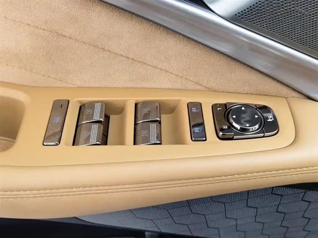 Trumpchi ES9 2024 PHEV 143km Max — миниатюра 9