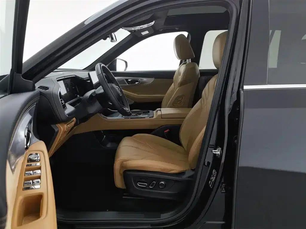 Trumpchi ES9 2024 PHEV 143km Max — миниатюра 10