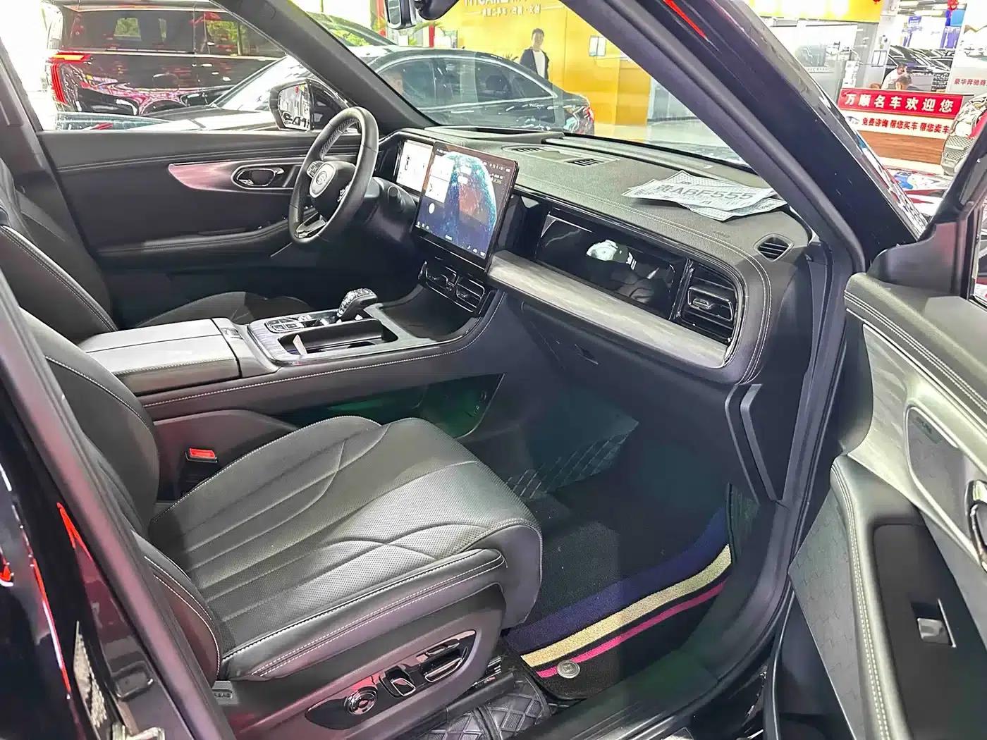 Trumpchi ES9 2024 PHEV 143km Max — миниатюра 16