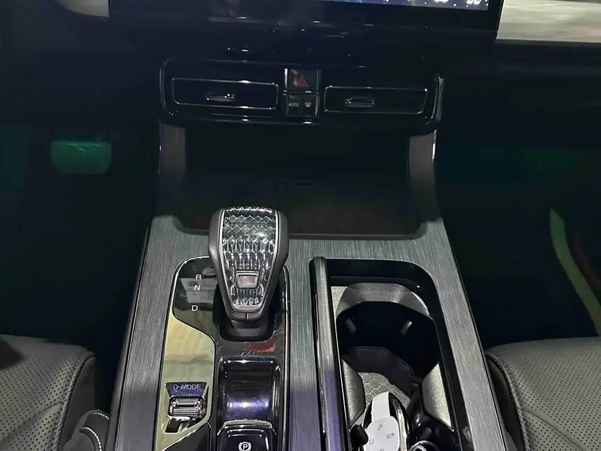 Trumpchi ES9 2024 PHEV 143km Max — миниатюра 9