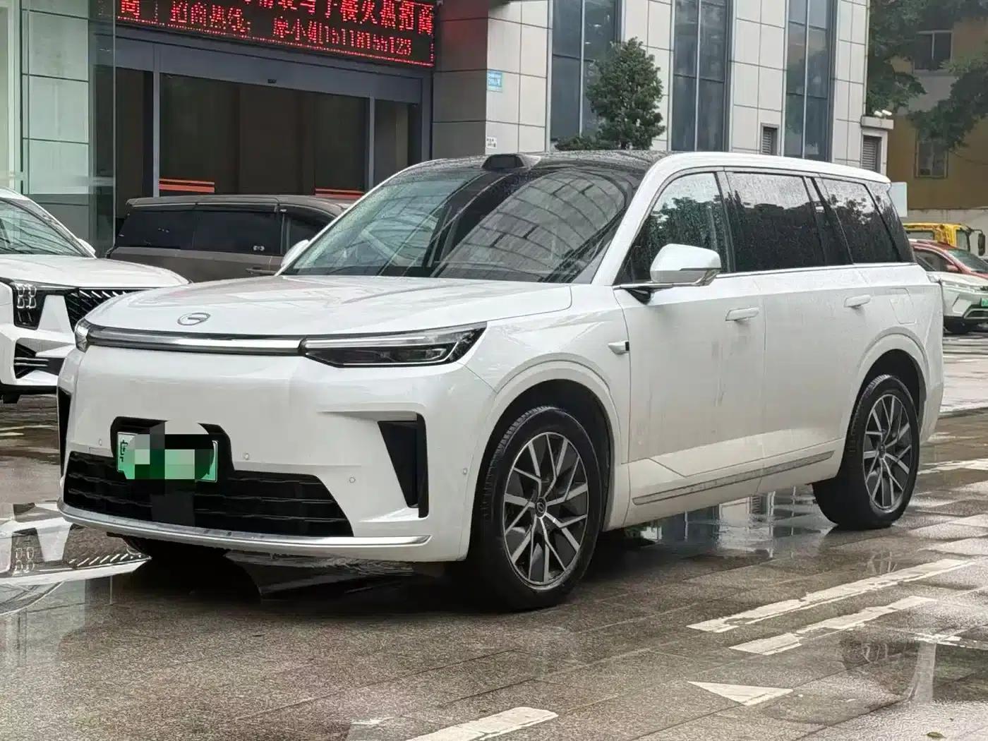 Trumpchi S9 2025 Model, Qiankun Ultra 6-Seater — миниатюра 1