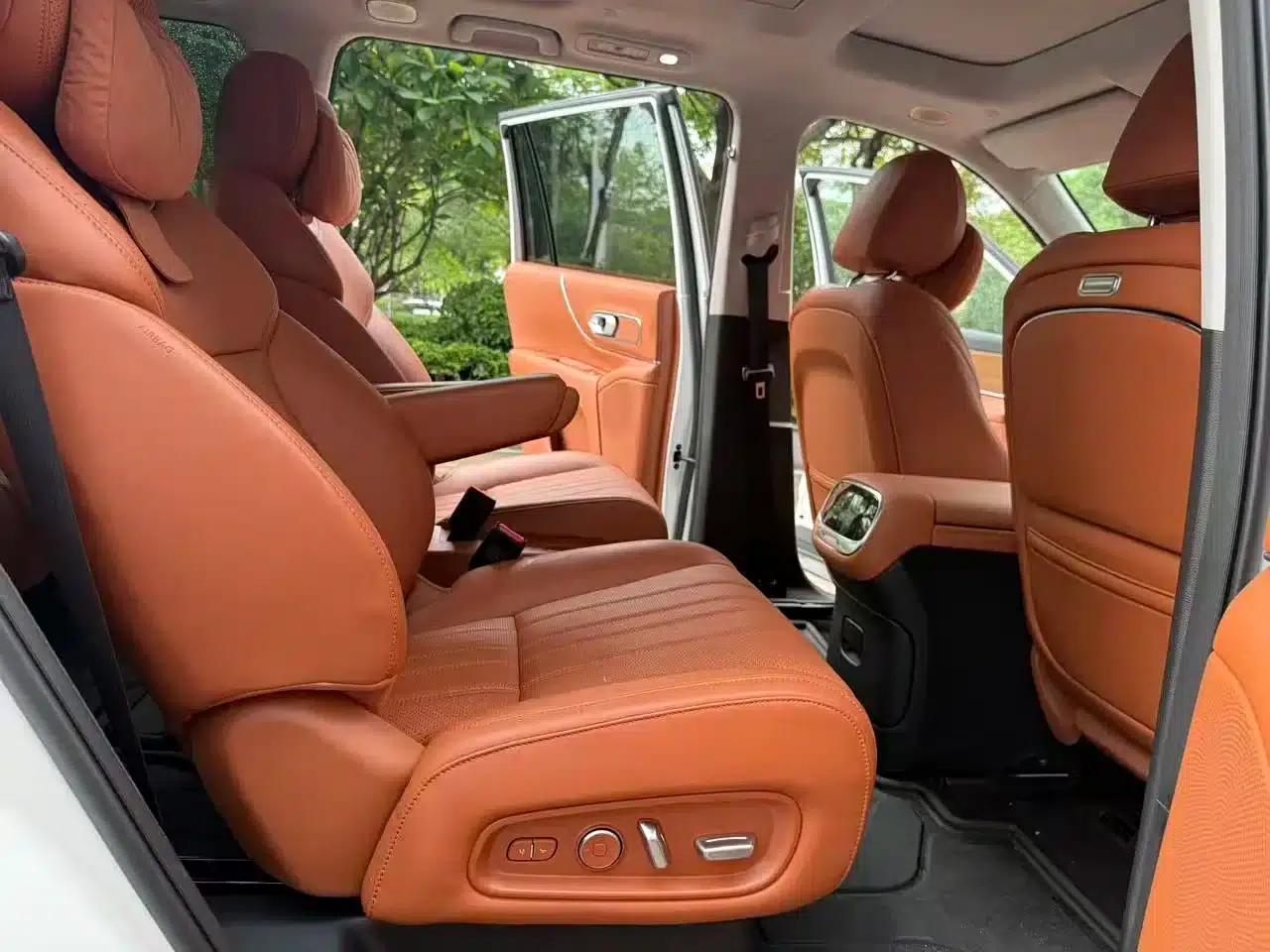 Trumpchi S9 2025 Model, Qiankun Ultra 6-Seater — миниатюра 8