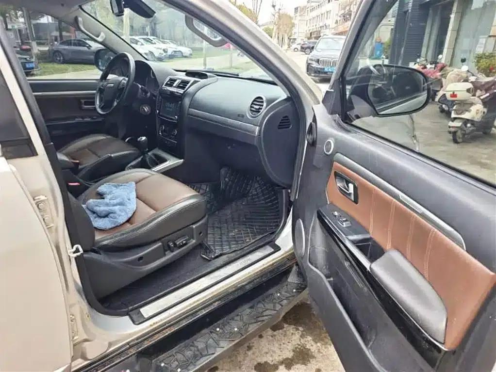 Haval H5 Classic 2018 Classic Edition 2.0T Manual 4WD Premium — миниатюра 6