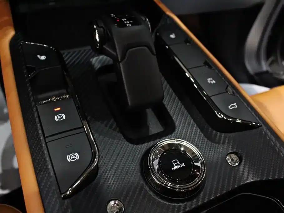 Haval Big Dog PLUS New Energy 2023 DHT-PHEV 105km Trendy Electric Edition Plus — миниатюра 8