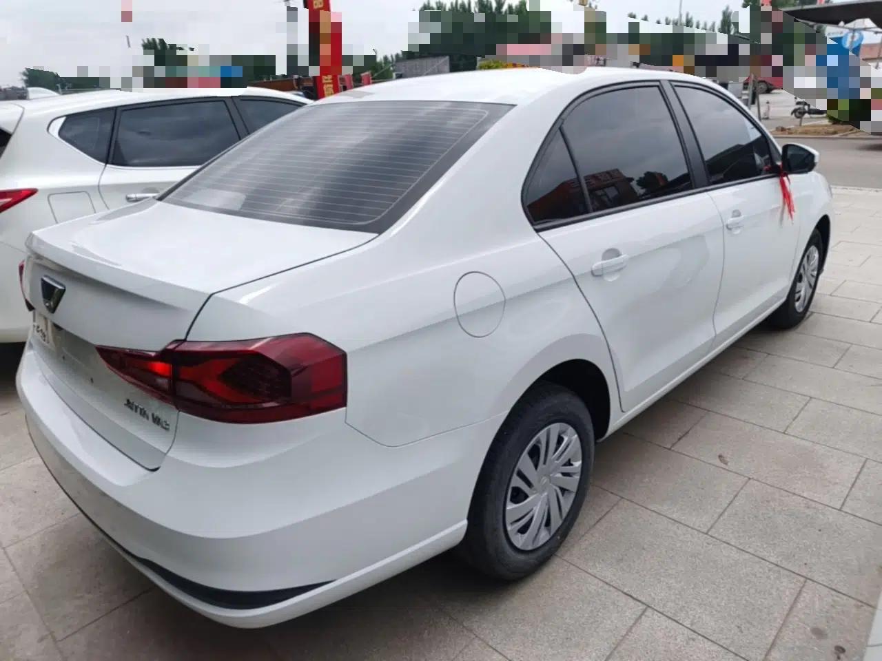 Jetta VA3 2024 1.5L Automatic Entry Version — миниатюра 6