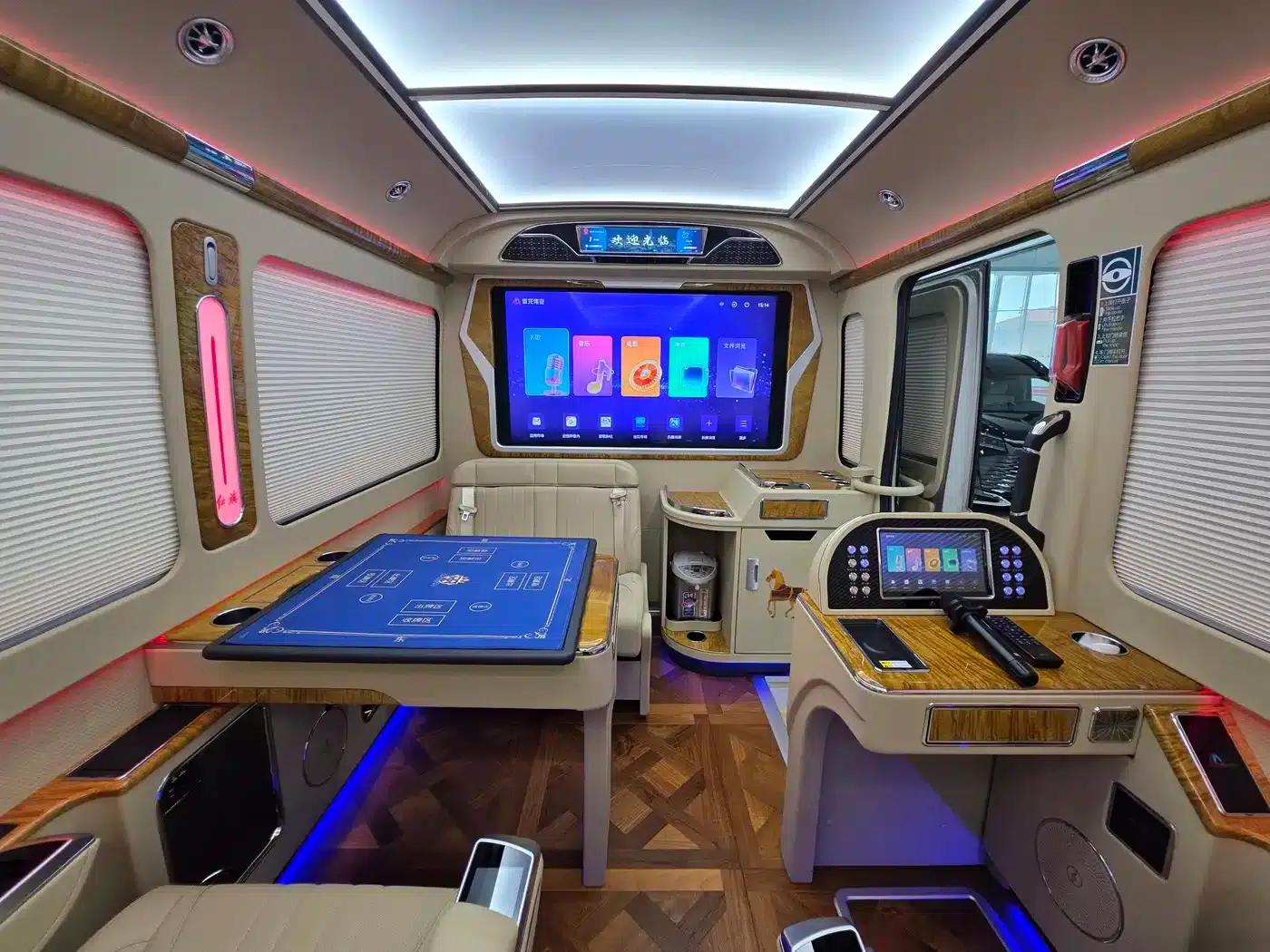 Hongqi Golden Sunflower Guoyue 2024 3.0T Flagship Edition 17-seater — миниатюра 7
