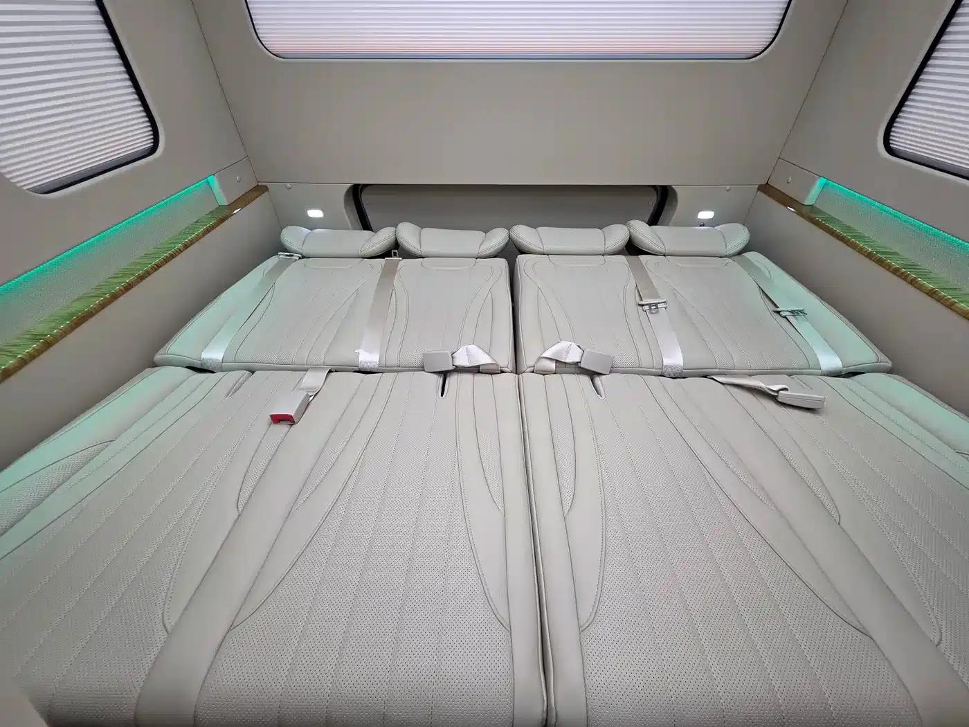 Hongqi Golden Sunflower Guoyue 2024 3.0T Flagship Edition 17-seater — миниатюра 9