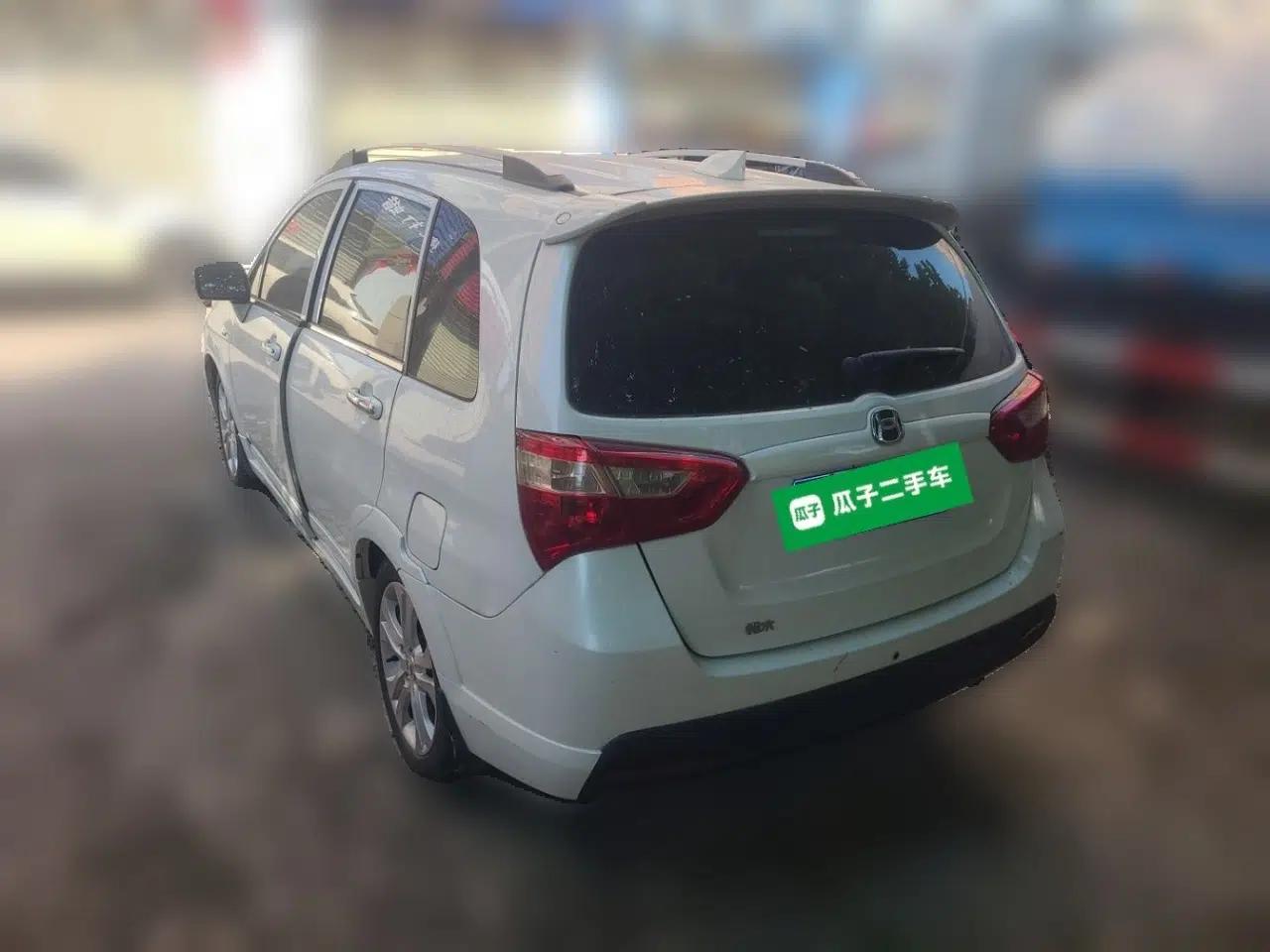 Suzuki Liana A6 2014 Hatchback 1.4L Manual Enjoyment Model — миниатюра 4