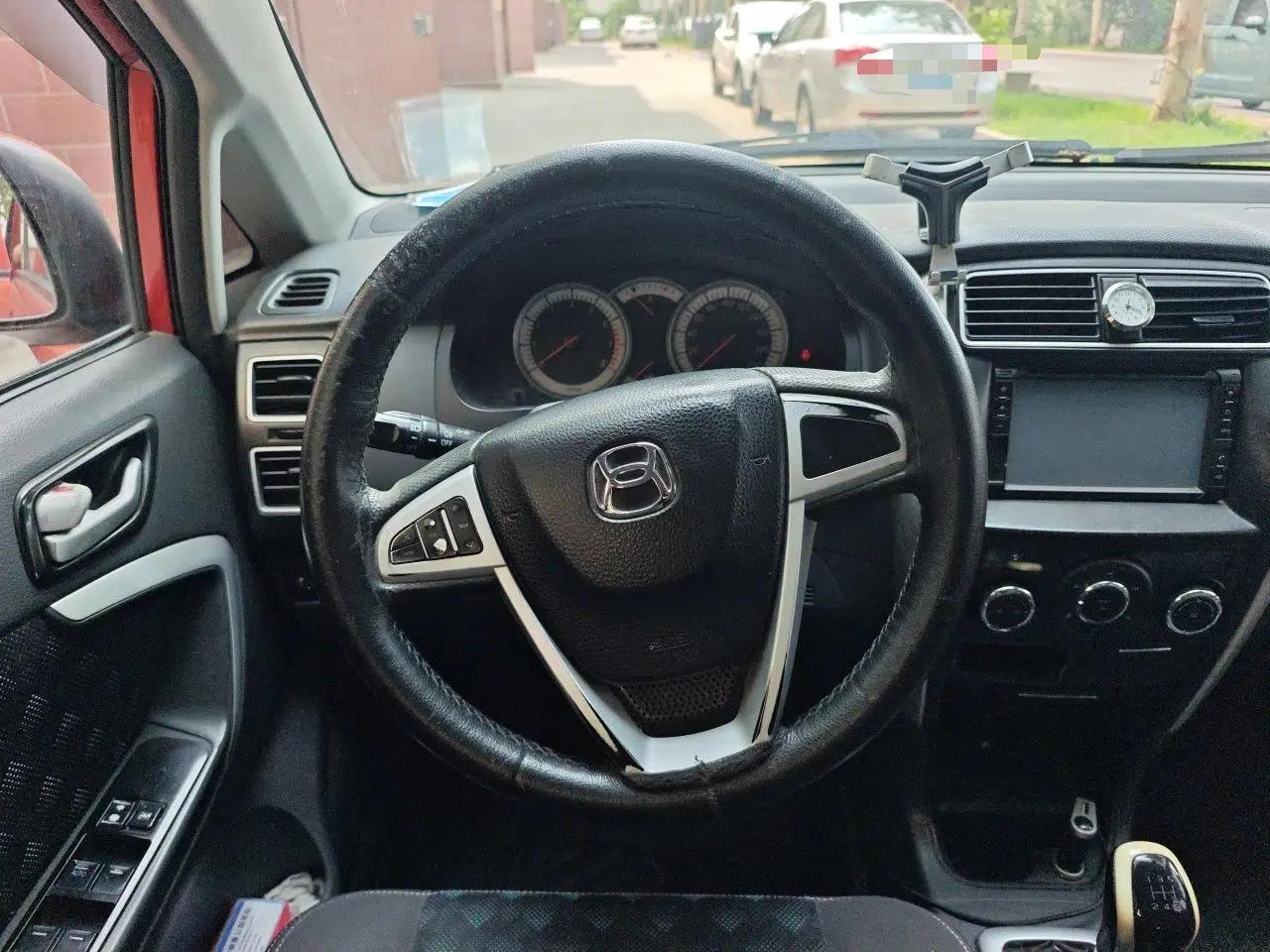 Suzuki Liana A6 2014 Hatchback 1.4L Manual Enjoyment Model — миниатюра 10