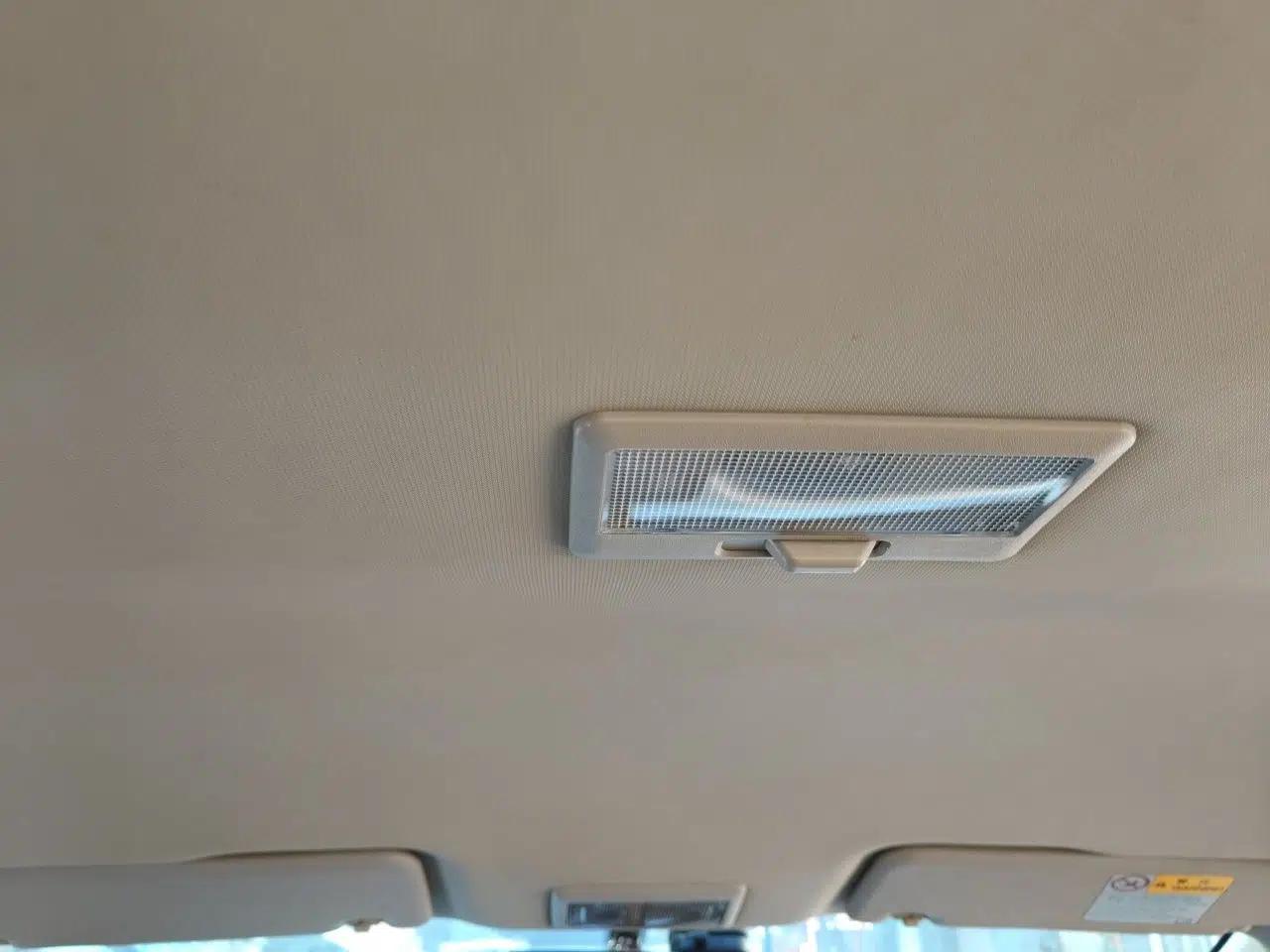 Suzuki Alivio 2015 1.6L Manual Enjoyment Model — миниатюра 18