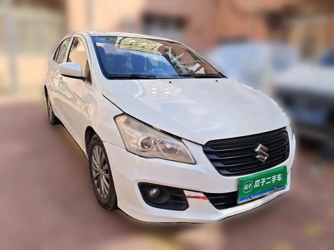 Suzuki Alivio 2015 1.6L Manual Enjoyment Model — миниатюра 3