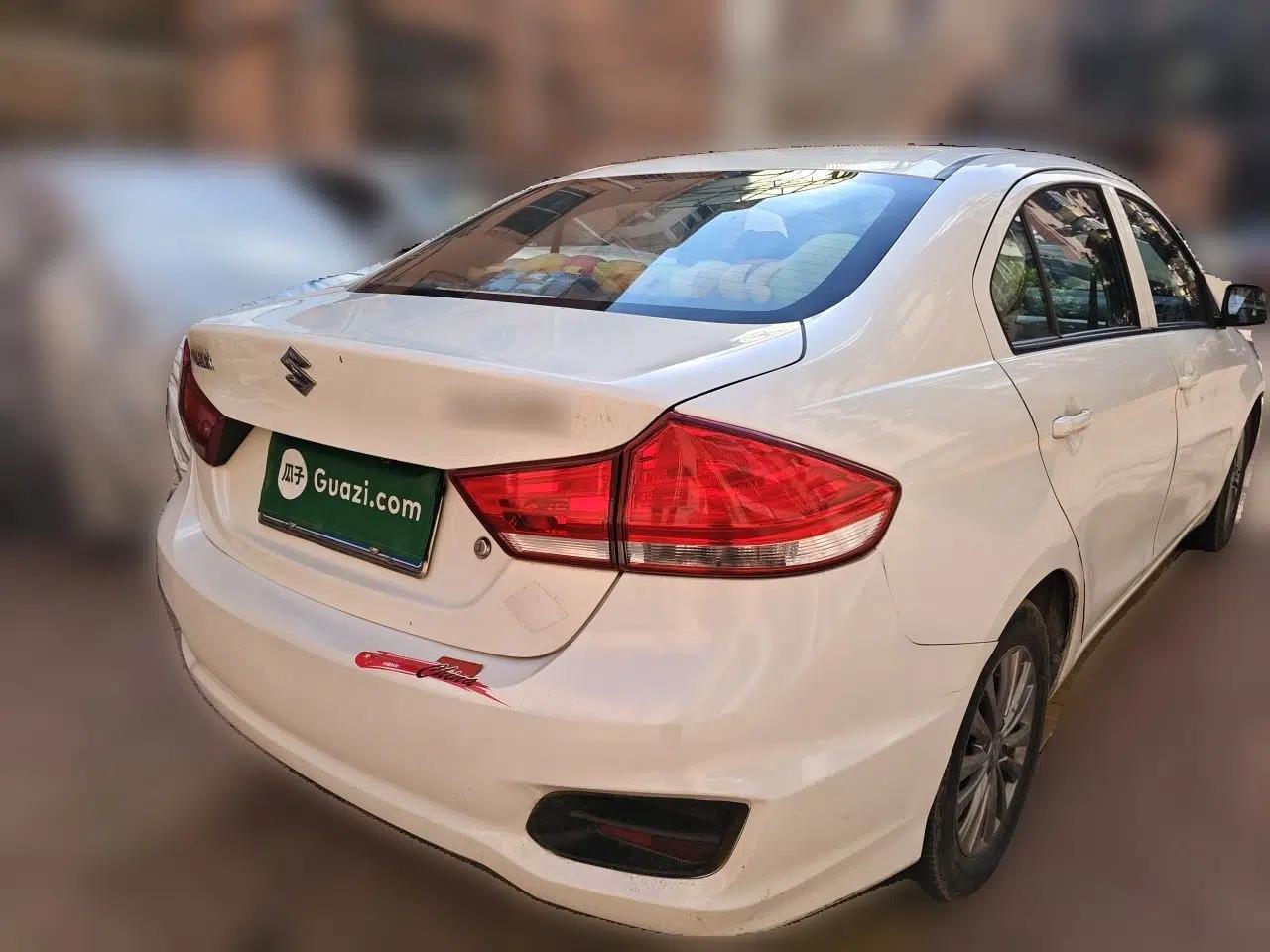 Suzuki Alivio 2015 1.6L Manual Enjoyment Model — миниатюра 6