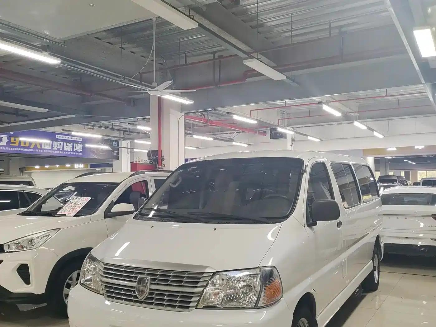Grace 2019 2.0L Express Comfort 7-seater National VI Emission Standard 1TZS — миниатюра 1