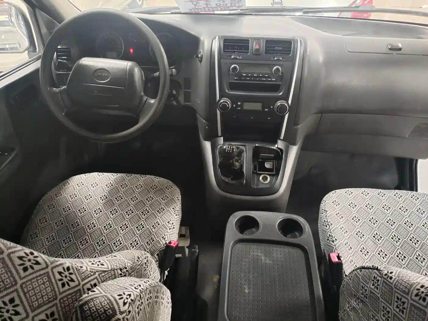 Grace 2019 2.0L Express Comfort 7-seater National VI Emission Standard 1TZS — миниатюра 2