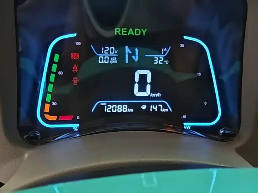 Yizhi EV2 2023 Auspicious Edition 201km Comfort Model — миниатюра 12
