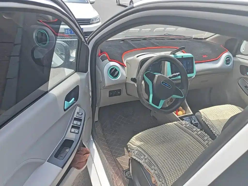 Yizhi EV2 2024 Model 201km Comfort — миниатюра 16