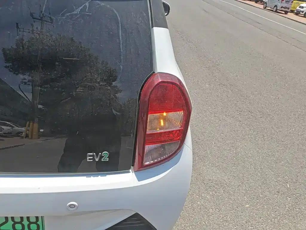 Yizhi EV2 2024 Model 201km Comfort — миниатюра 8