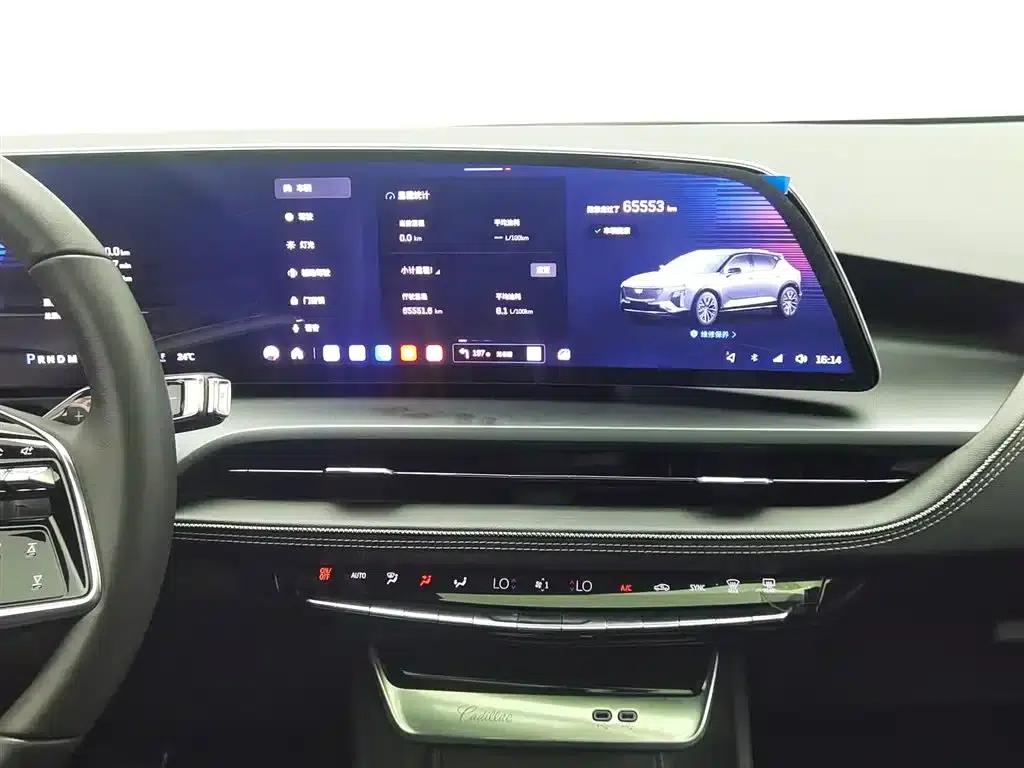2023 Cadillac GT4 25T Luxury — миниатюра 12
