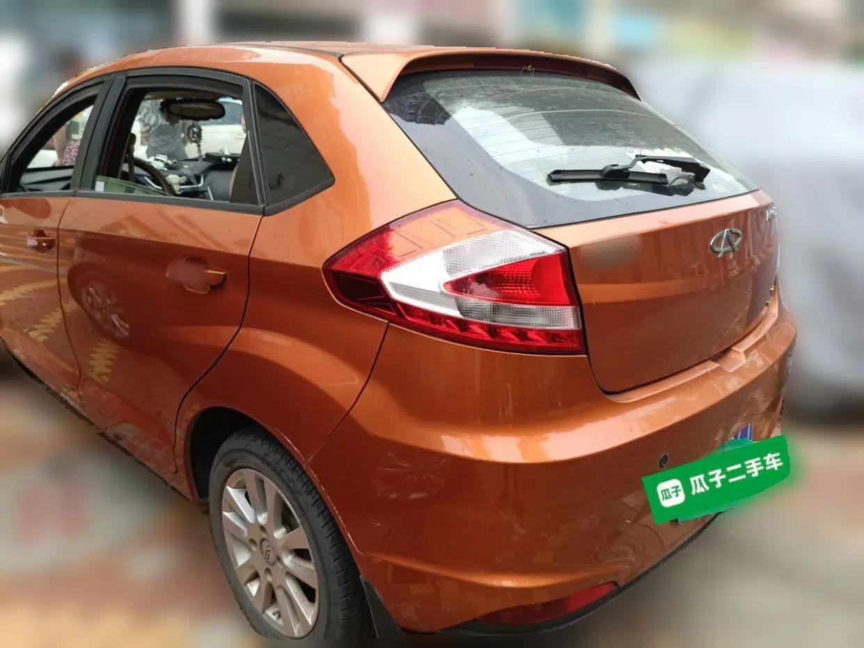 Chery Fengyun 2 2013 Hatchback 1.5L Manual Kuaiyi Edition — миниатюра 4