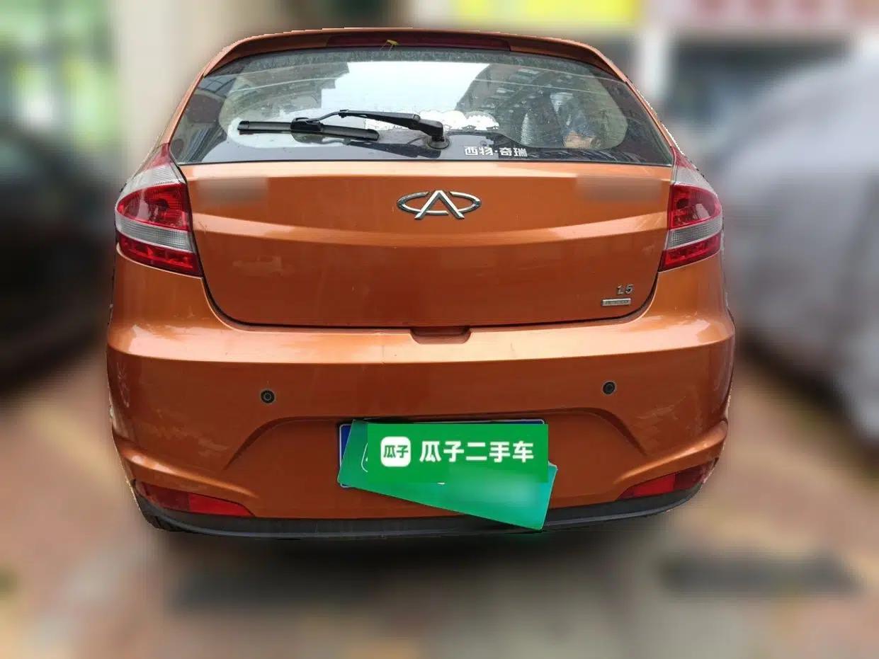 Chery Fengyun 2 2013 Hatchback 1.5L Manual Kuaiyi Edition — миниатюра 5