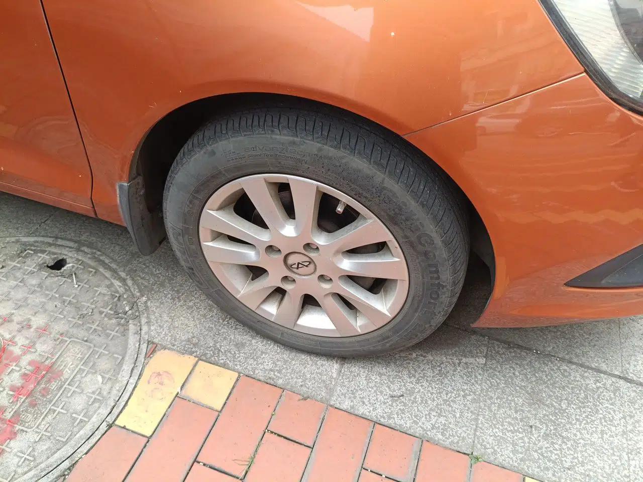 Chery Fengyun 2 2013 Hatchback 1.5L Manual Kuaiyi Edition — миниатюра 8