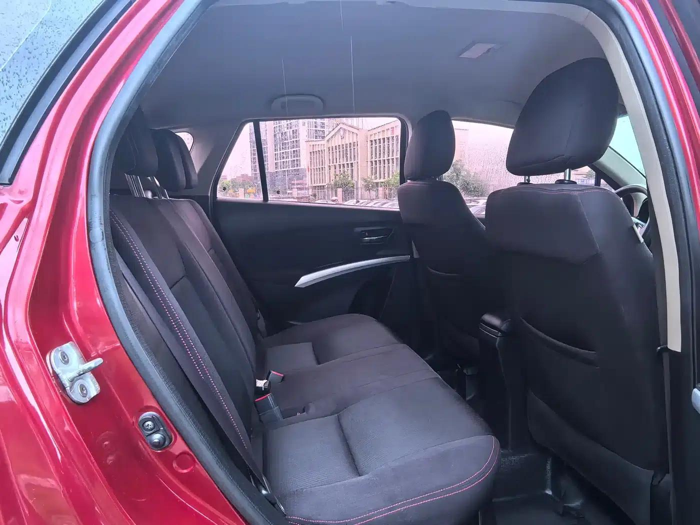 2014 Vitara 1.6L CVT 2WD Entry-level — миниатюра 13