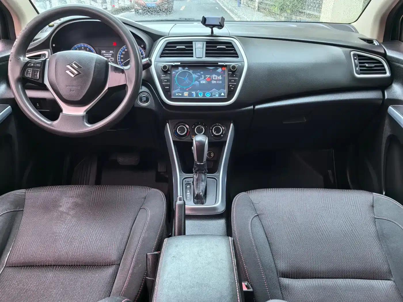 2014 Vitara 1.6L CVT 2WD Entry-level — миниатюра 18