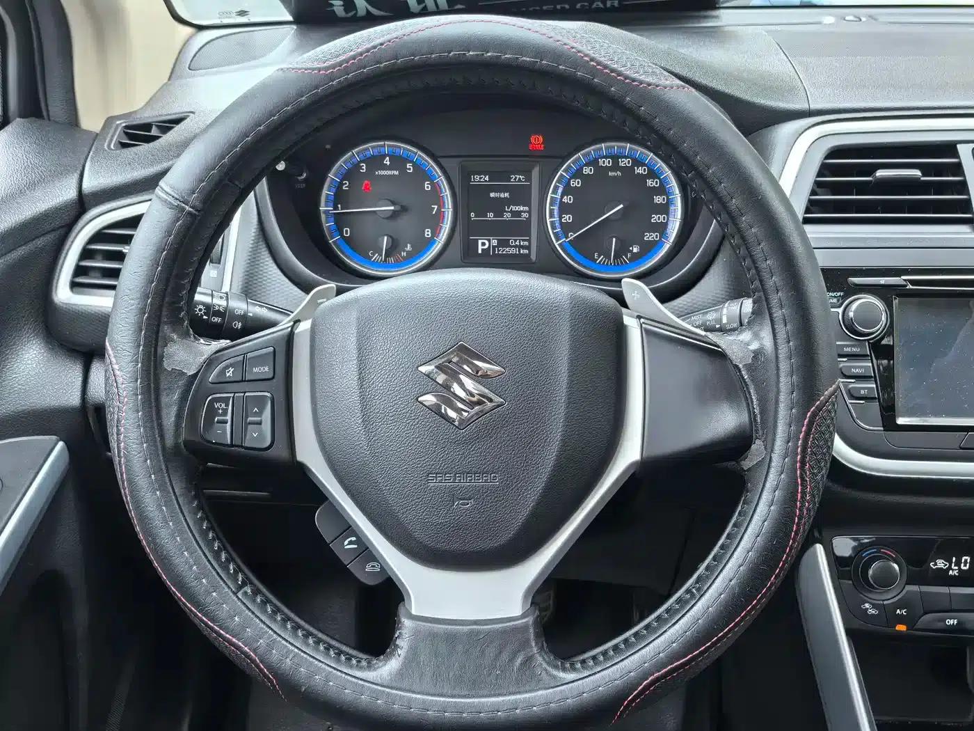 Vitara 2014 1.6L CVT 2WD Elite — миниатюра 18