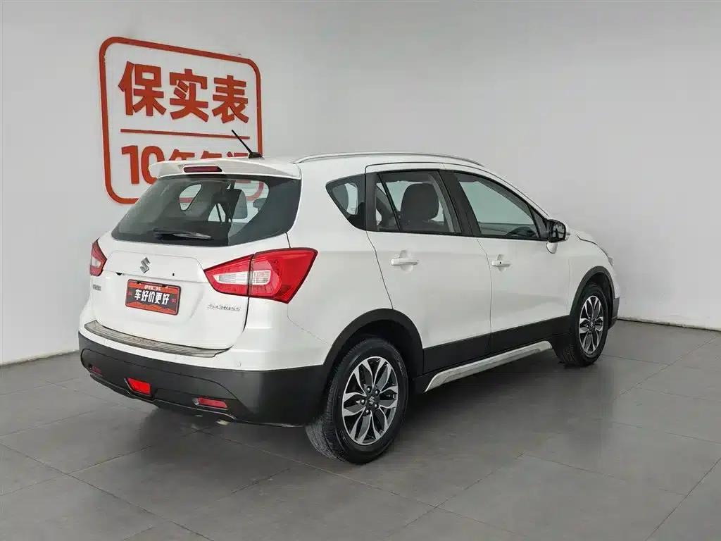Xiaotu 2017 1.6L CVT 2WD Urban Progressive Edition — миниатюра 2