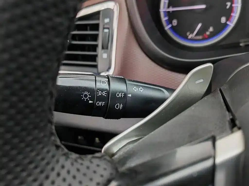 Xiaotu 2017 1.6L CVT 2WD Urban Progressive Edition — миниатюра 21