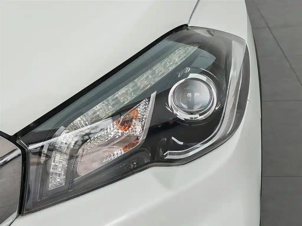 Xiaotu 2017 1.6L CVT 2WD Urban Progressive Edition — миниатюра 7