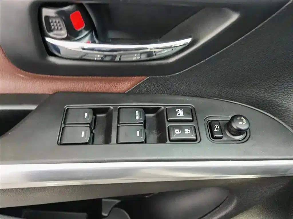 Xiaotu 2017 1.6L CVT 2WD Urban Progressive Edition — миниатюра 9