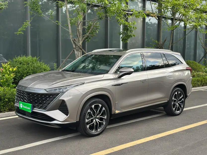 Roewe RX9 2023 2.0T Two-Wheel Drive Enjoyment Version — миниатюра 1